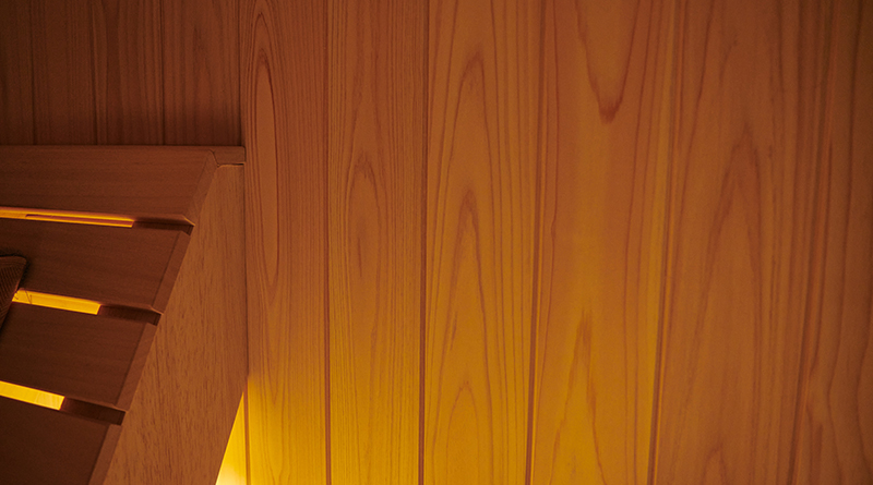 国産メーカーの家庭用サウナのヒノキ内装材